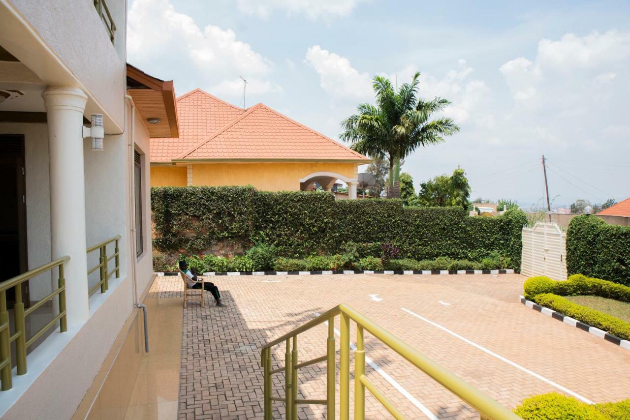 Kigali Castle Hostel Buitenkant foto