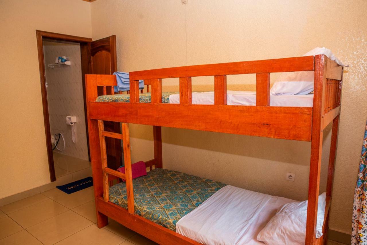 Kigali Castle Hostel Buitenkant foto