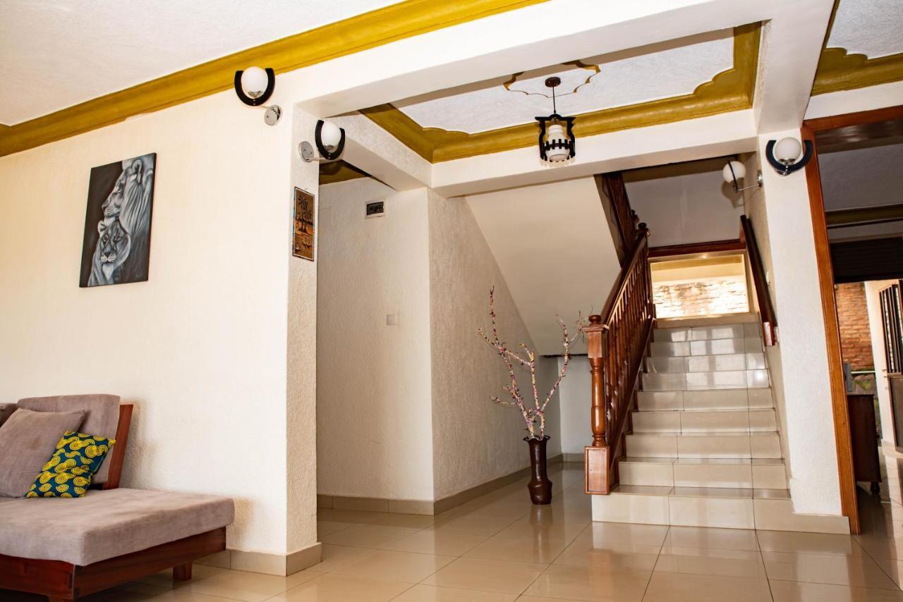 Kigali Castle Hostel Buitenkant foto