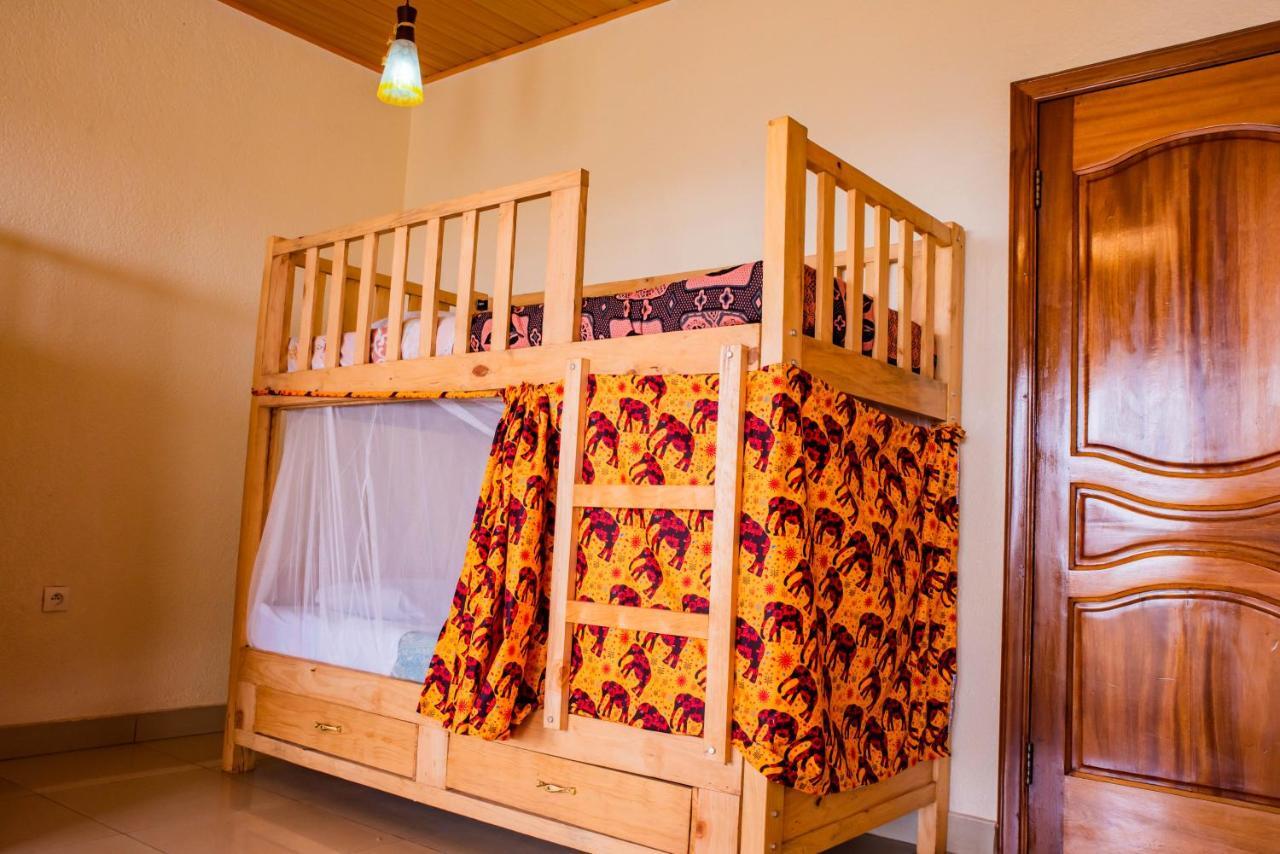 Kigali Castle Hostel Buitenkant foto